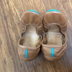 Tieks Ballet flats, camel brown, size 8. Excellent condition.